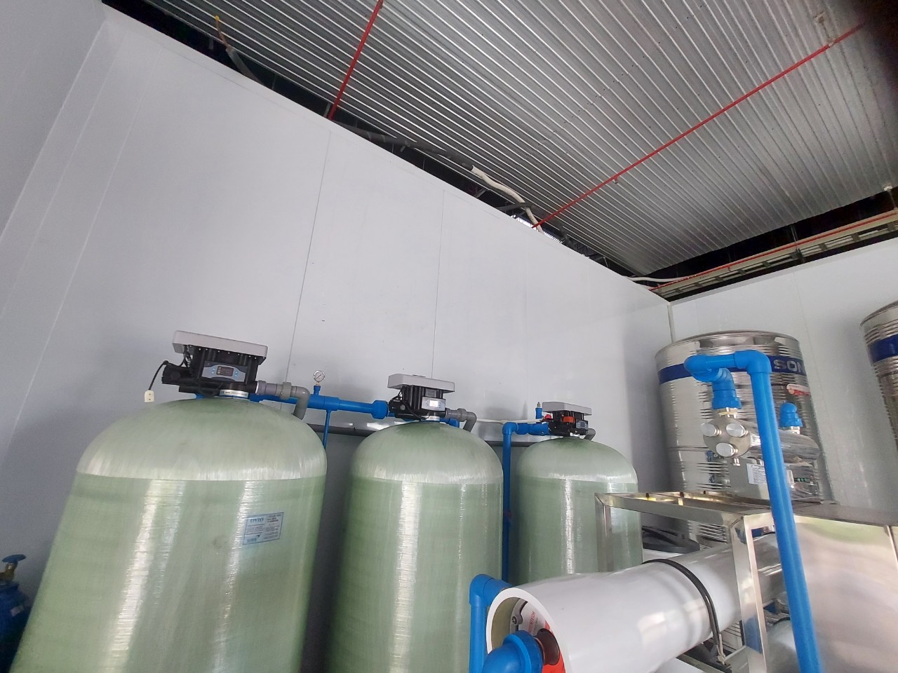 TRANG TRẠI CHĂN NUÔI GIA CẦM CÔNG NGHỆ CAO BA HUÂN - Hệ thống lọc nước RO công suất 144m3ngày đêm